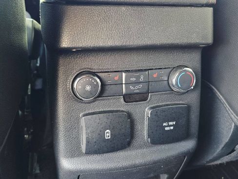 Used 2018 Ford Explorer Sport image 19