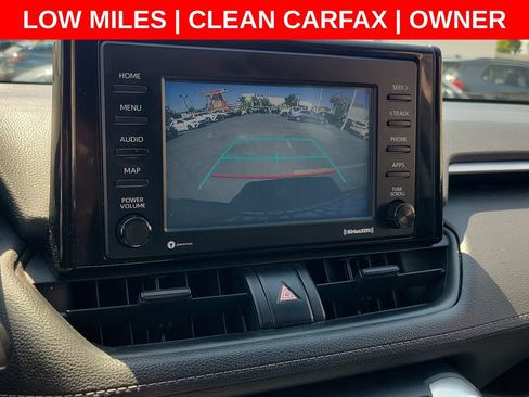 Used 2021 Toyota RAV4 XLE w/ Carpet Mat Package (TMS) FWD image 29