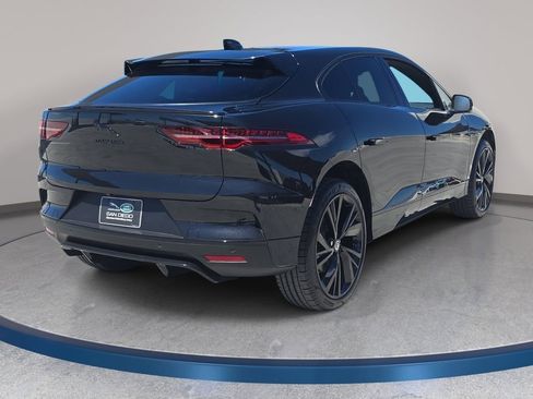 Used 2024 Jaguar I-PACE R-Dynamic HSE image 5