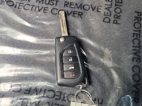 Certified 2020 Toyota Camry SE FWD image 28