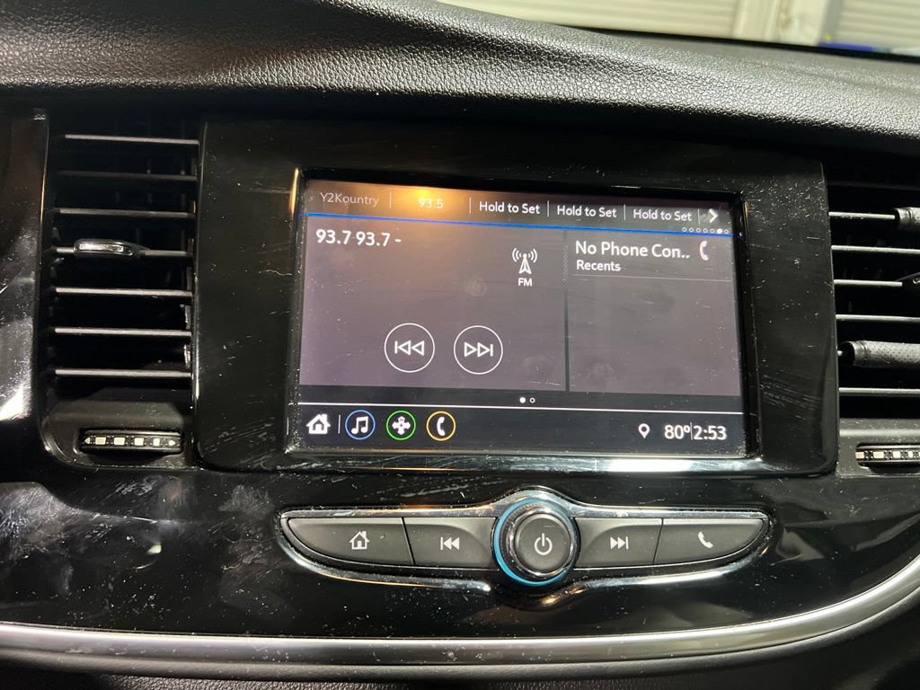 Used 2022 Buick Encore Preferred w/ Safety Package AWD/4WD image 27