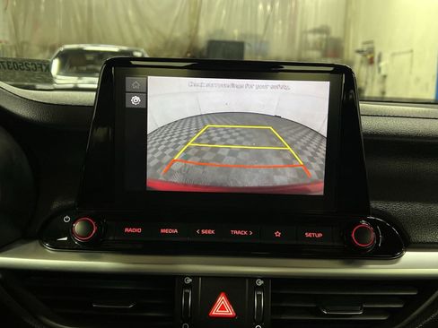 Used 2023 Kia Forte LXS w/ LXS Technology Package image 19