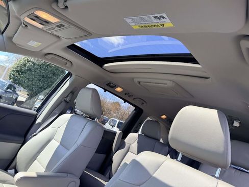 Used 2016 Honda Odyssey EX-L image 21