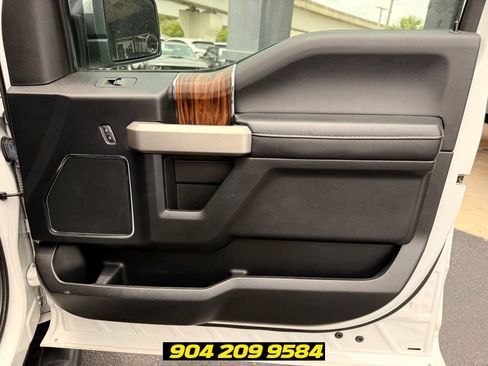 Used 2020 Ford F150 Lariat w/ Equipment Group 502A Luxury AWD/4WD image 25