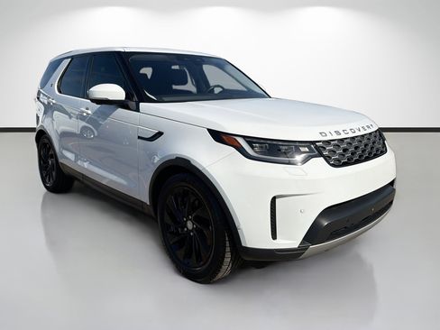 Used 2022 Land Rover Discovery S image 7