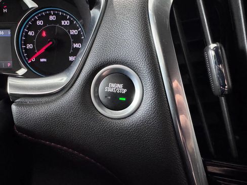 Used 2023 Chevrolet Traverse RS AWD/4WD image 22