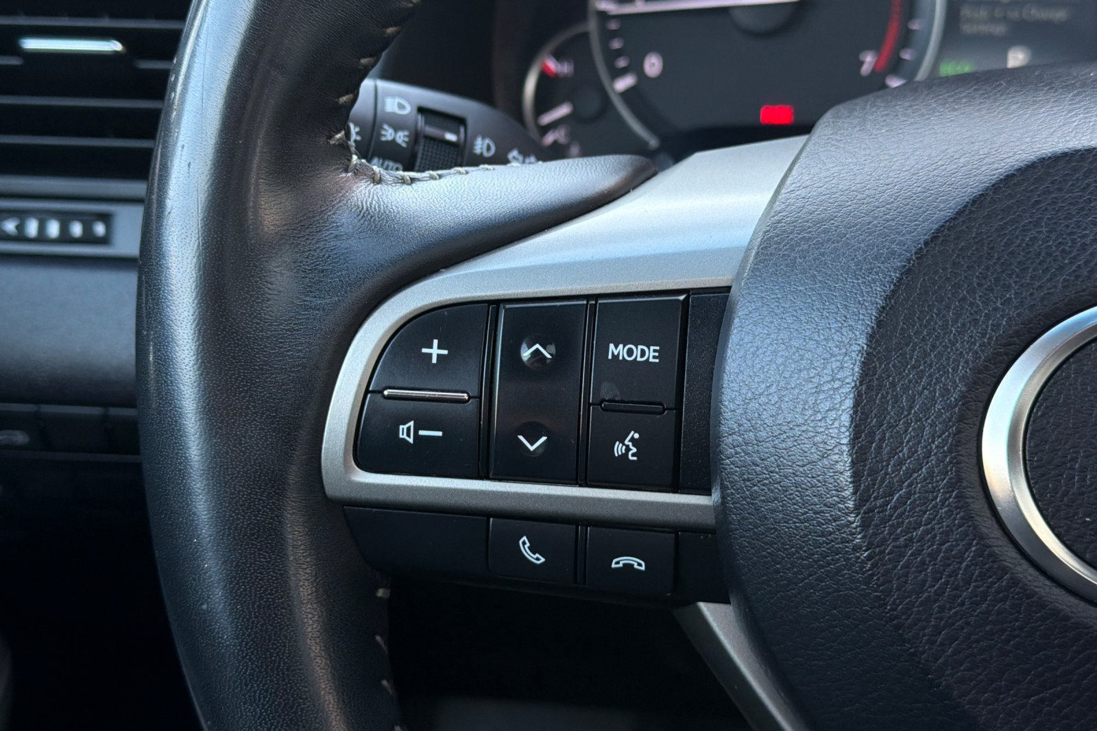 Used 2019 Lexus RX 350 AWD w/ Navigation Package image 35