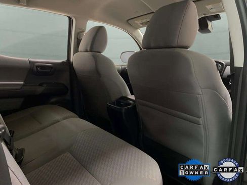 Used 2022 Toyota Tacoma SR image 19