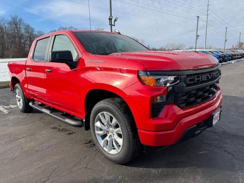 New 2026 Chevrolet Silverado 1500 Custom image 2