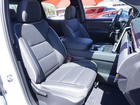 New 2026 GMC Sierra EV Elevation image 12