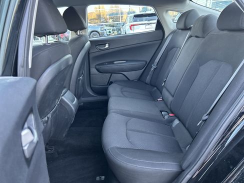 Used 2018 Kia Optima LX w/ 17" Alloy Wheels Package image 28