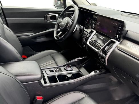 Certified 2023 Kia Sorento EX AWD/4WD image 8