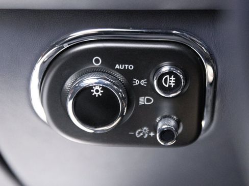Used 2017 Bentley Mulsanne RWD image 74