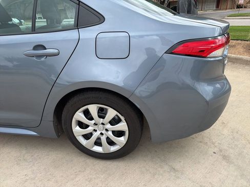 Used 2024 Toyota Corolla LE FWD image 11