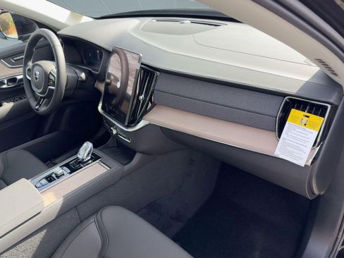 New 2026 Volvo XC90 T8 Plus w/ Protection Package image 31