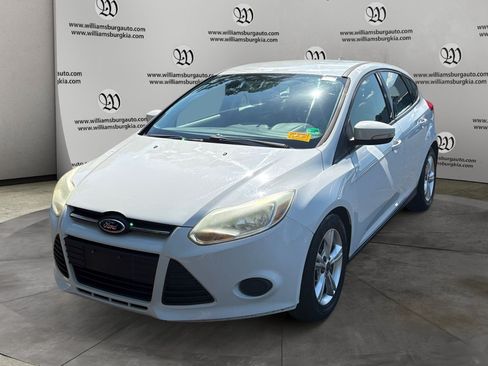 Used 2013 Ford Focus SE FWD image 1