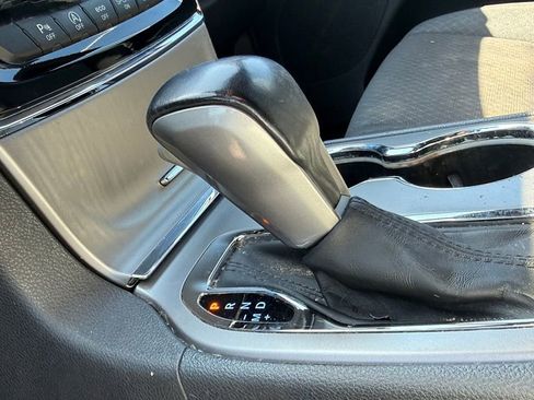 Used 2020 Jeep Grand Cherokee Laredo w/ 18" Wheel & 8.4" Radio Group image 22