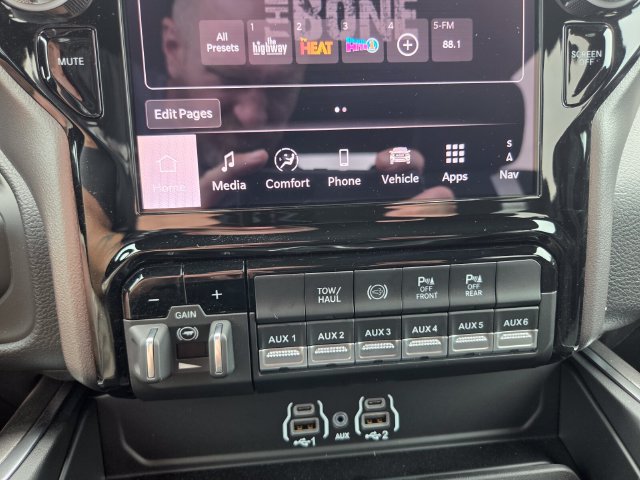 New 2027 RAM 3500 Big Horn AWD/4WD image 26