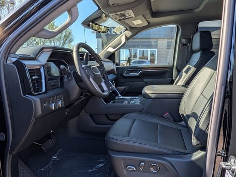 New 2026 GMC Sierra 3500 Denali w/ Denali Reserve Package AWD/4WD image 39