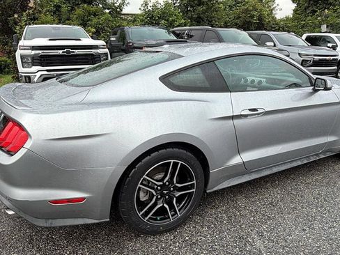 Used 2020 Ford Mustang Premium RWD image 8