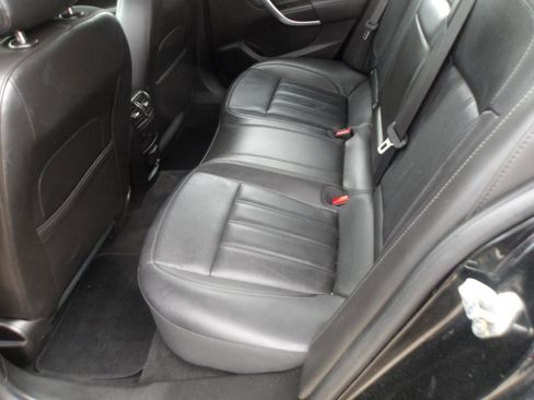 Used 2013 Buick Regal Premium image 17