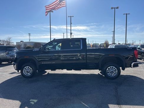 Used 2025 GMC Sierra 2500 SLE w/ Preferred Package image 6