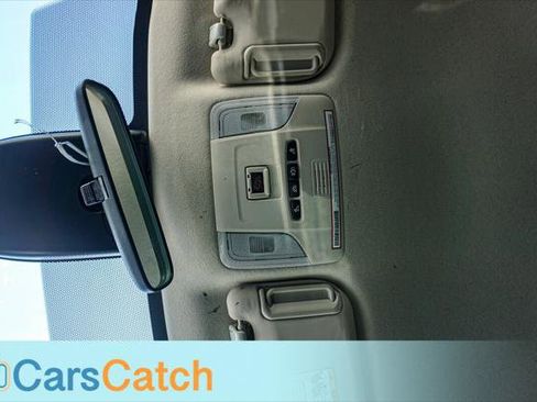 Used 2020 Toyota Corolla LE image 18