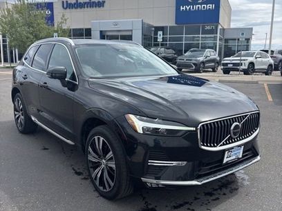 Used 2023 Volvo XC60 B5 Plus w/ Climate Package