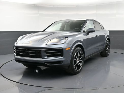 New 2026 Porsche Cayenne Coupe AWD/4WD image 6