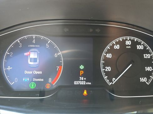 Used 2020 Honda Accord Touring image 6