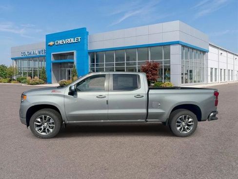 Used 2026 Chevrolet Silverado 1500 LT AWD/4WD image 2