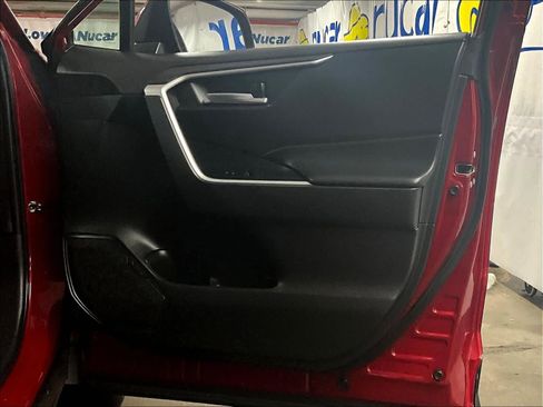Used 2023 Toyota RAV4 XLE image 12