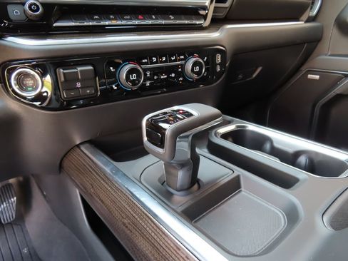 New 2026 Chevrolet Silverado 1500 RST AWD/4WD image 6