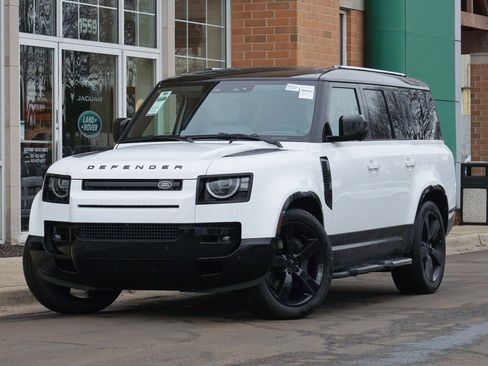 New 2026 Land Rover Defender 130 X-Dynamic SE AWD/4WD image 1