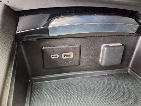 Certified 2023 Buick Envision Preferred image 12