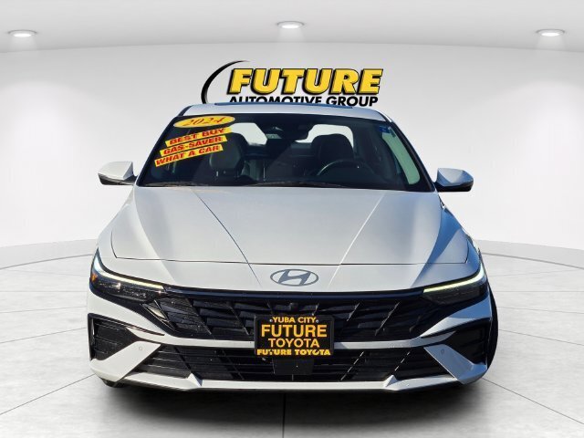 Used 2024 Hyundai Elantra Limited FWD image 2