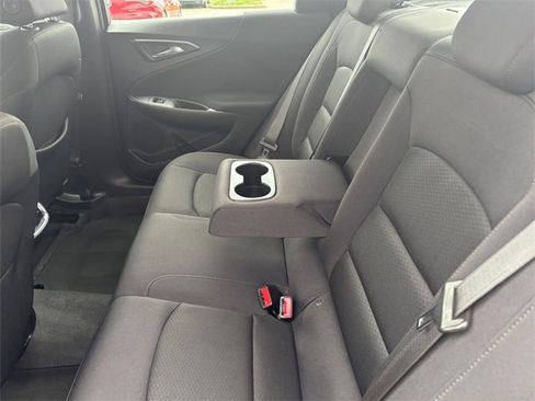 Used 2024 Chevrolet Malibu LT image 28