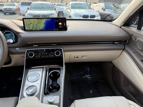 Used 2022 Genesis GV80 2.5T w/ Prestige Package 04 image 33