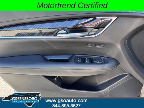 Used 2020 Cadillac XT6 Premium Luxury FWD image 28