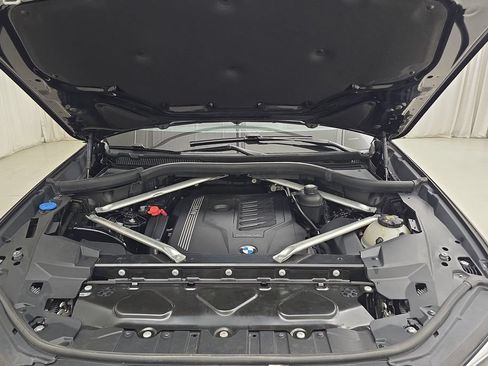 Used 2020 BMW X5 xDrive40i w/ Premium Package AWD/4WD image 31