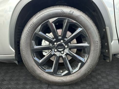 Used 2026 Toyota Highlander XLE AWD/4WD image 14