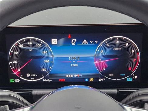 Certified 2025 Mercedes-Benz GLA 250 image 11