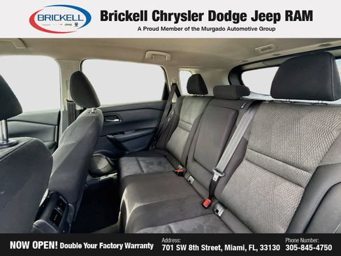 Used 2024 Nissan Rogue SV FWD image 20
