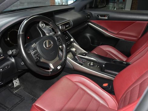 Used 2018 Lexus IS 350 AWD image 19