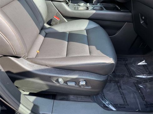 Used 2021 Cadillac XT4 Sport w/ Cold Weather Package image 15