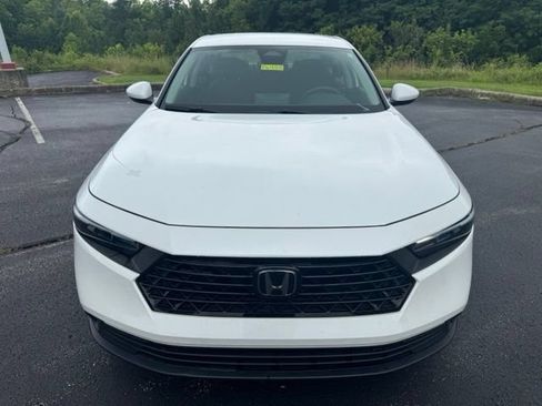 Used 2025 Honda Accord LX image 8