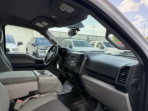 Used 2015 Ford F150 XL w/ Equipment Group 101A Mid AWD/4WD image 9
