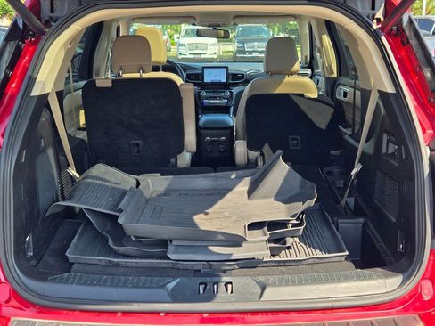 Used 2021 Ford Explorer Limited w/ Equipment Group 301A image 13