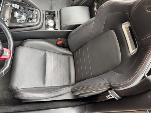 Used 2018 Jaguar F-TYPE R image 14