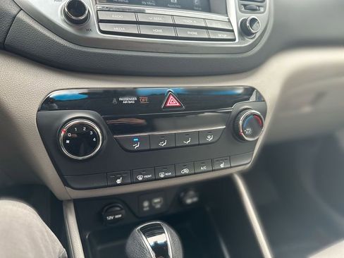 Used 2018 Hyundai Tucson SEL image 16